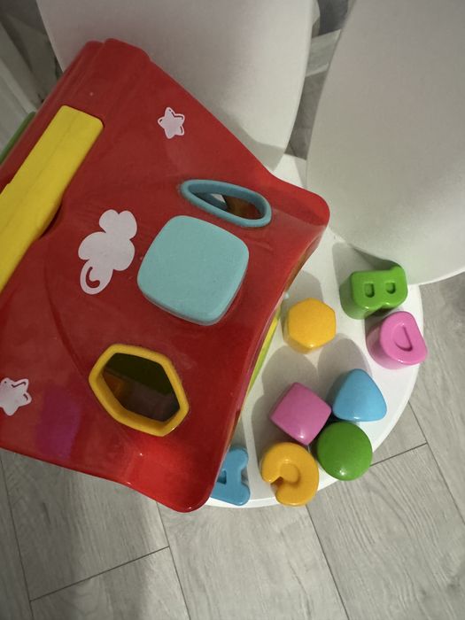 Сортер дитячий по кольорам , фігурам