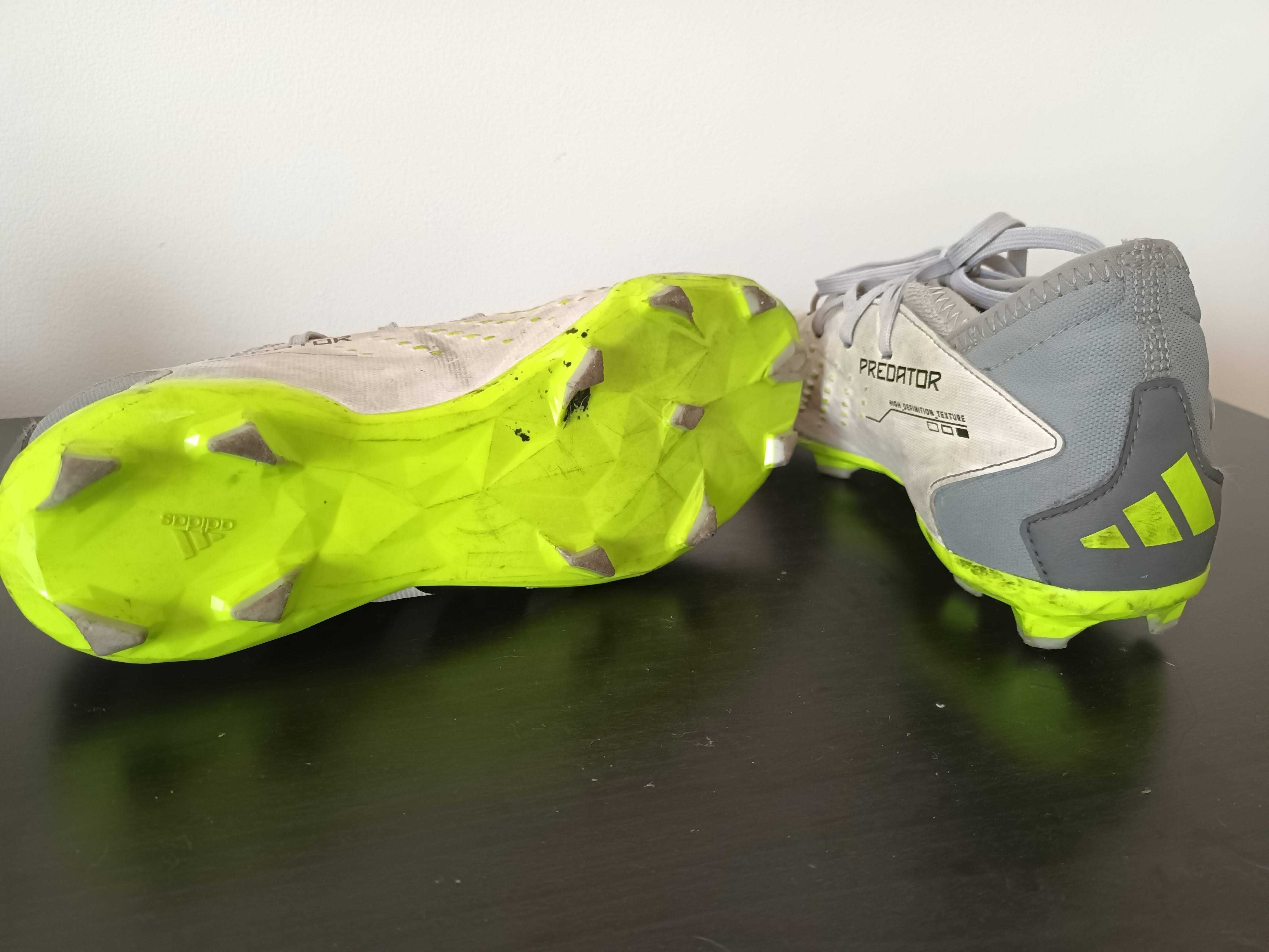 Chuteiras Adidas Predator Accuracy.3 SG - Tamanho 36.5 - Ótimo Estado!