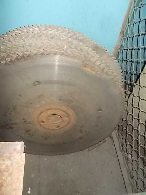 Пила дискова зі змінними сегментами.