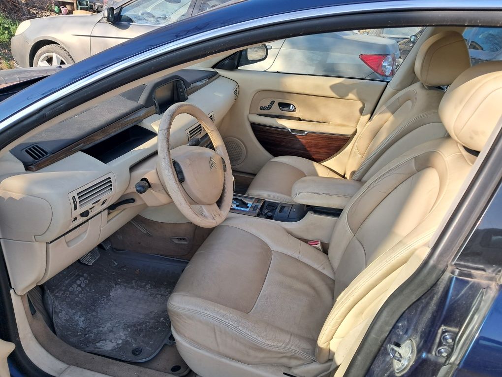 Citroen C6 tapicerki fotele jasne wnętrze