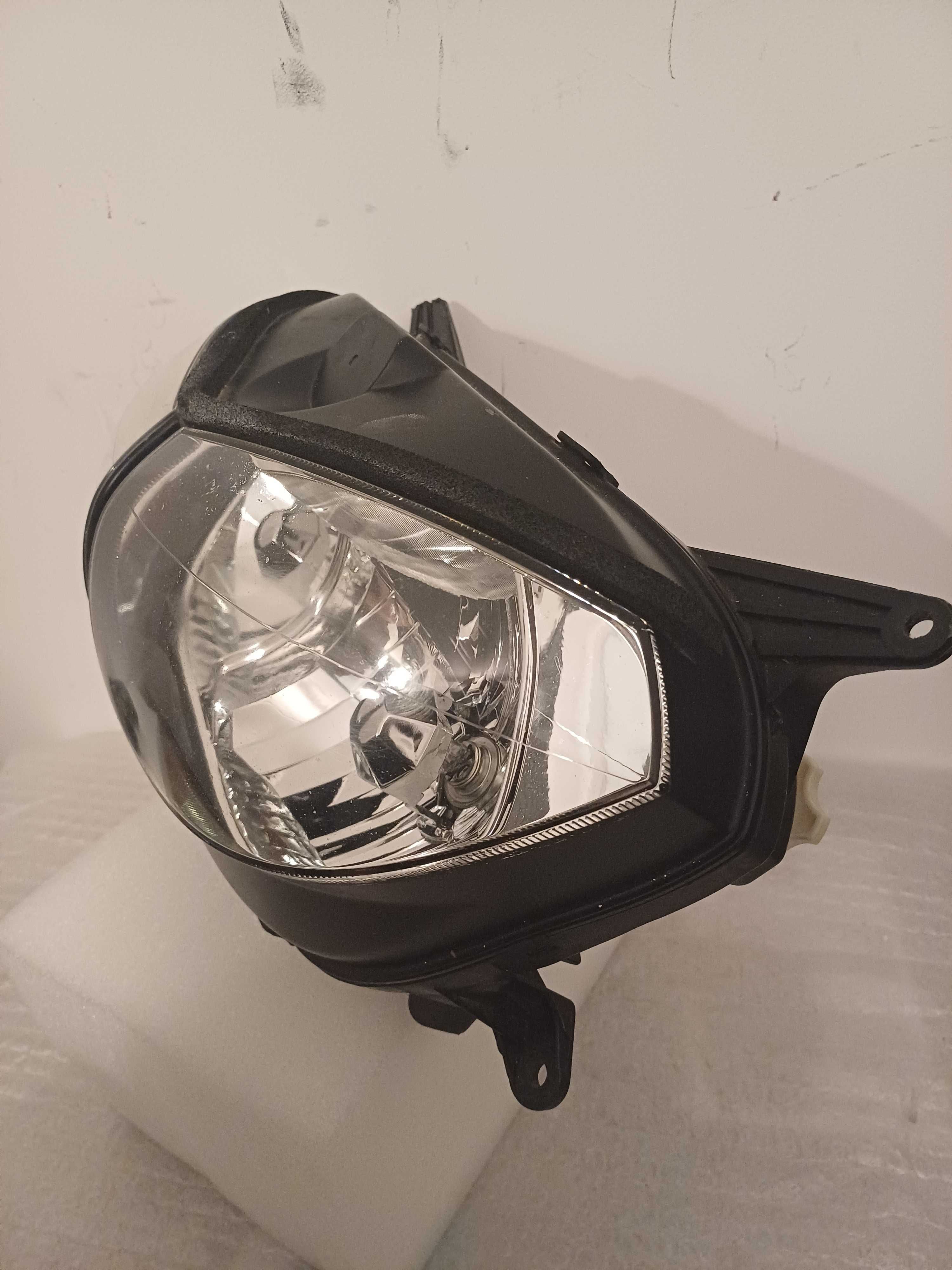 Reflektor Yamaha TDM 900 Lampa