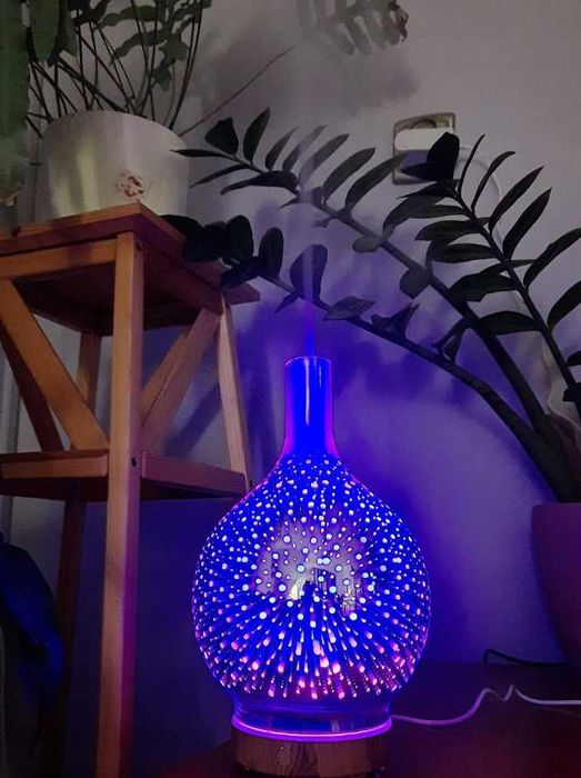 Nawilżacz powietrza lampka nocna dyfuzor zapachowy szklany kolory RGB