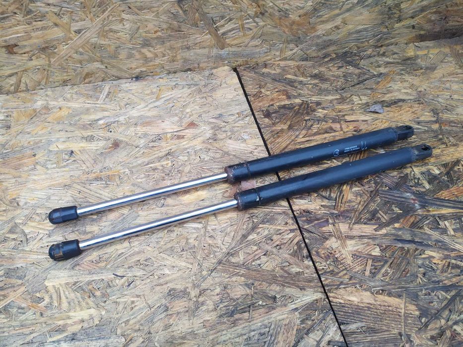 Амортизатор телескоп кришки багажника Ваз Лада  2108 2109 2111