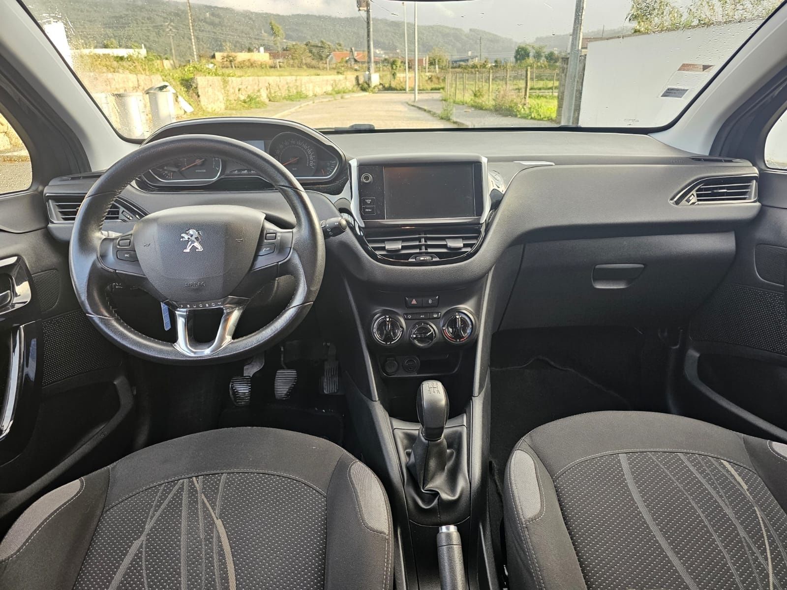 Peugeot 208 1.2 VTi Active