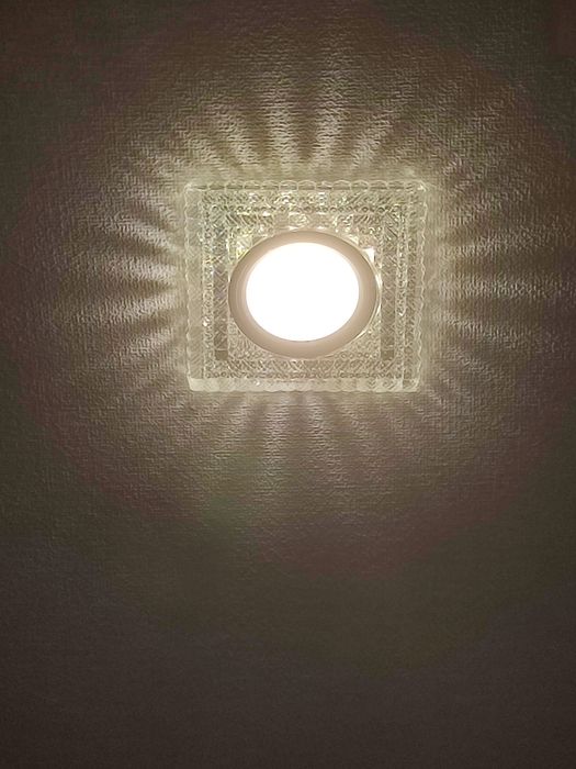 Точечные светильники б/у