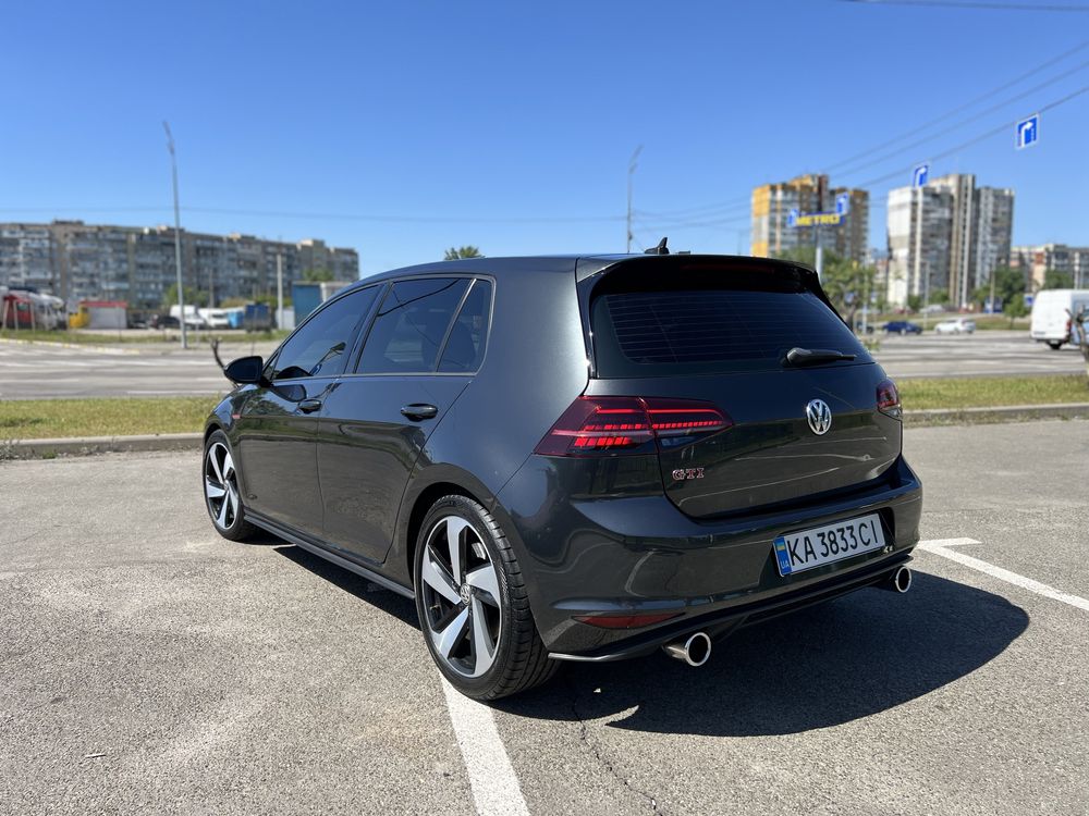 Volkswagen Golf 7GTI Performance Autobahn Edition