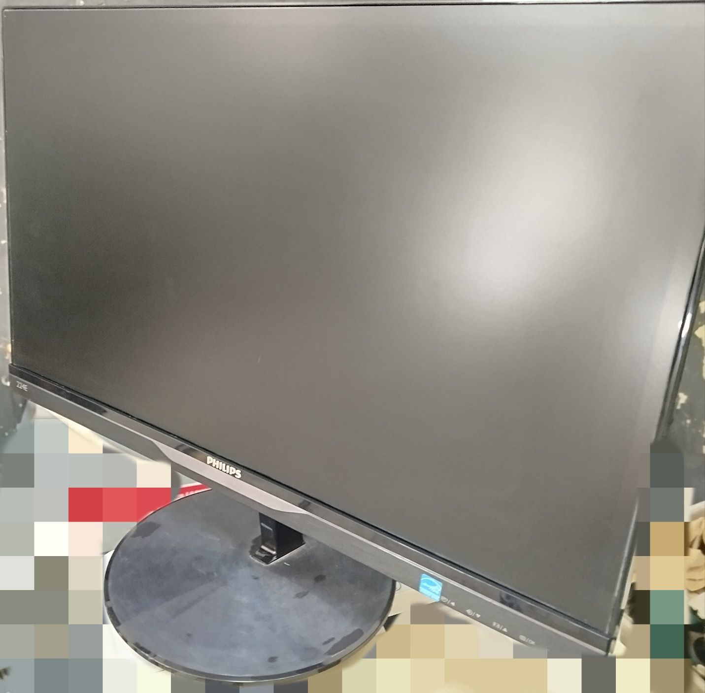Монитор Philips 224E5Q