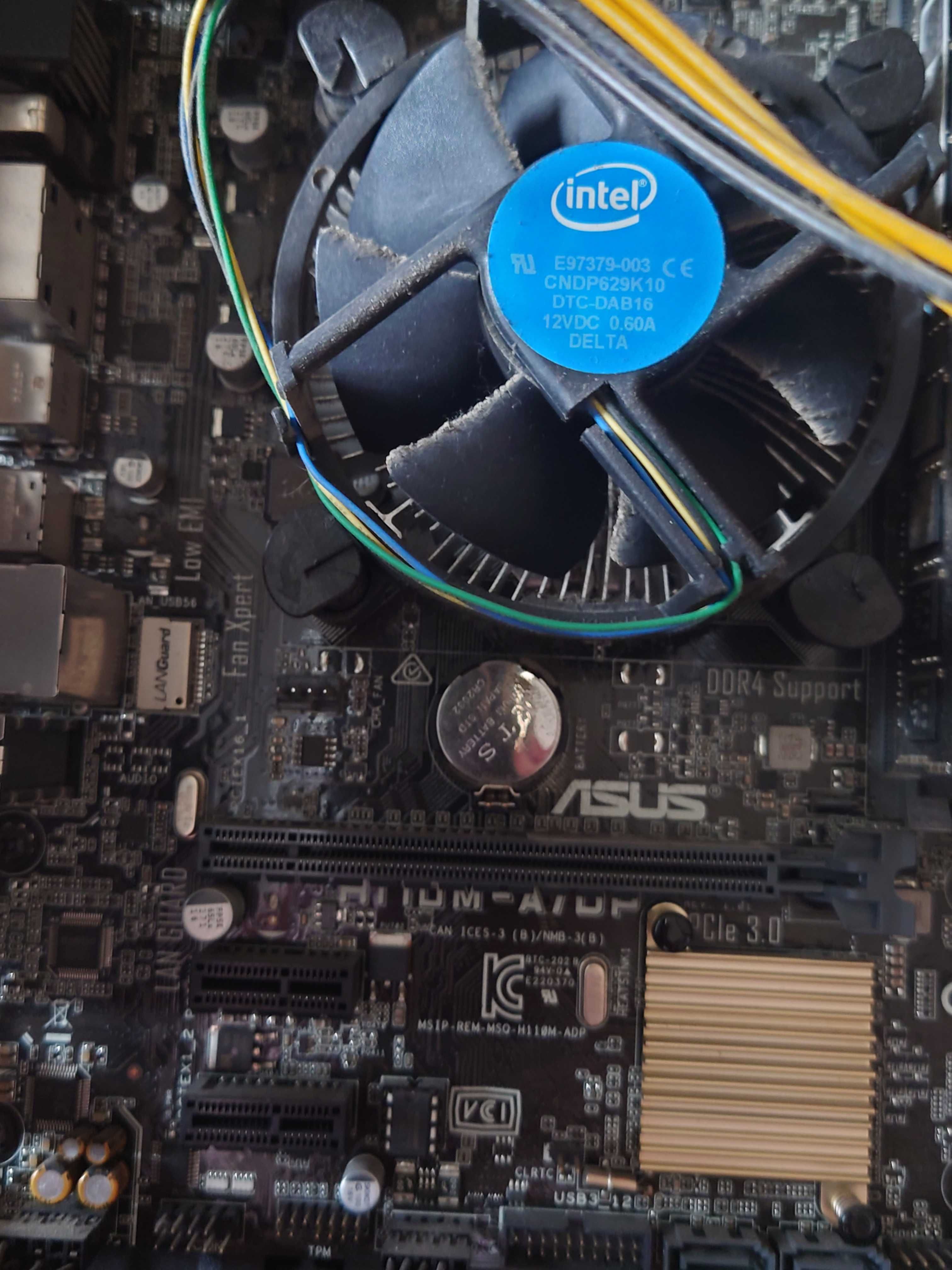 Стаціонарний комп'ютер Intel core i3 -6300 3,8 HZ RAM 4 GB + монітор