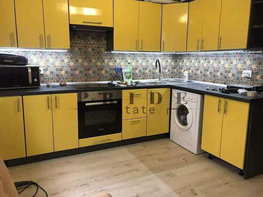 Терміновий продаж 1к квартири вул. Драгоманова 1К