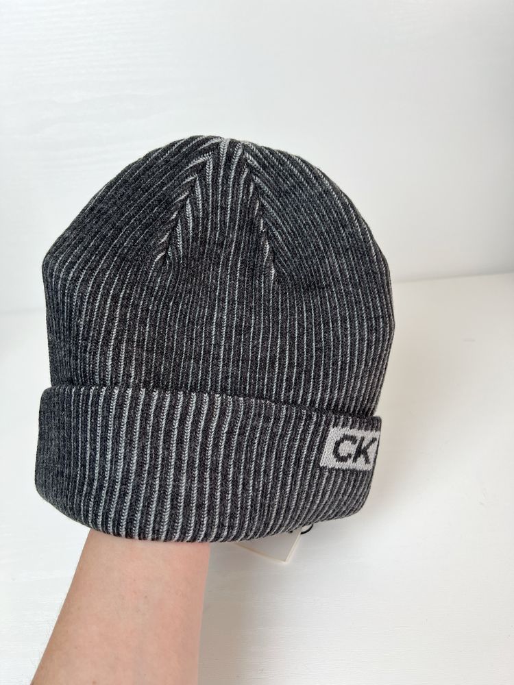 Чоловіча шапка calvin klein mens beanie ribbed