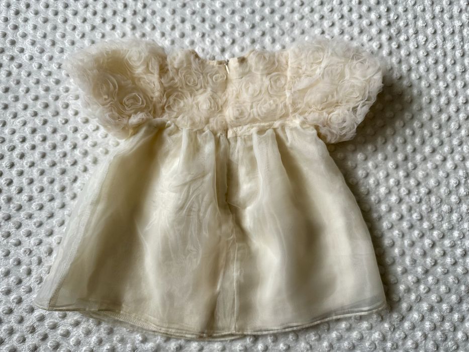 Комплек для дівчинки (сукня, взуття, повʼязка 9-12 міс)