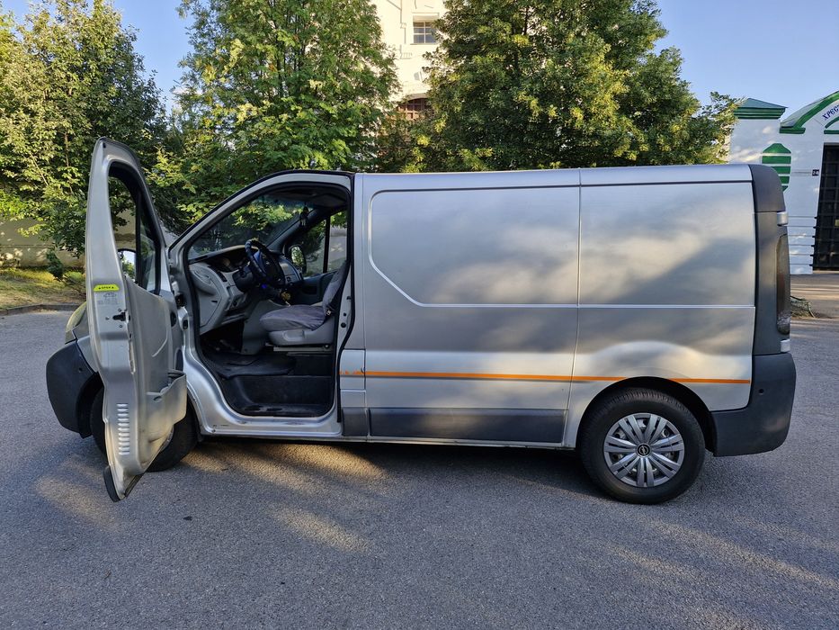 Продам опель виваро 1.9