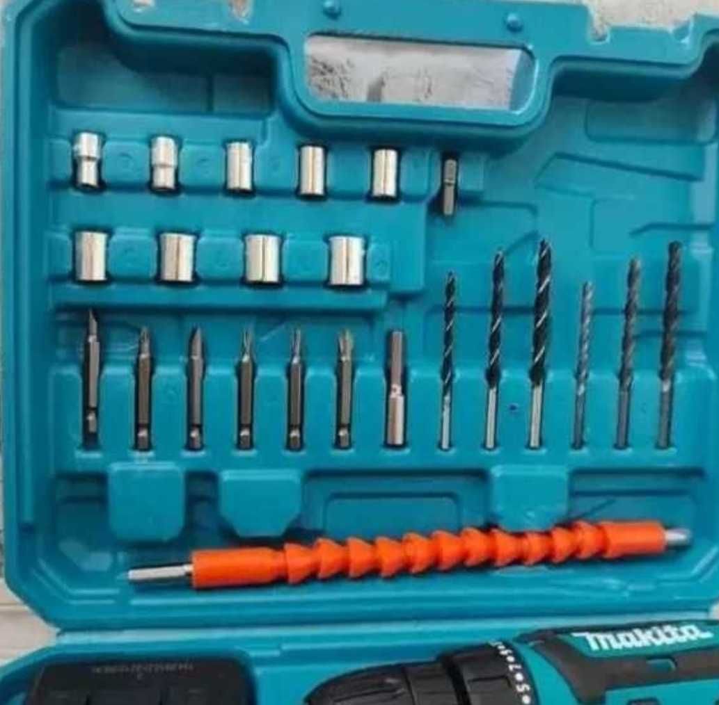 Шуруповерт акумуляторний makita 24 вольт 5 ач два акумулятора в кейсі