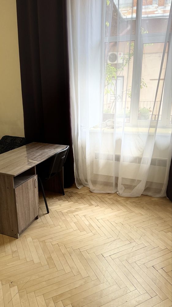 Продаж квартири проспект Свободи, центр міста