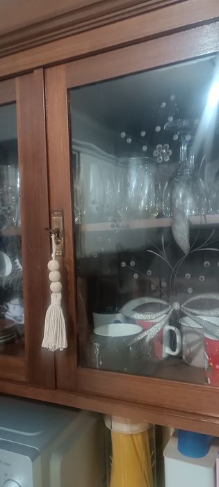 Móvel louceiro antigo restaurado