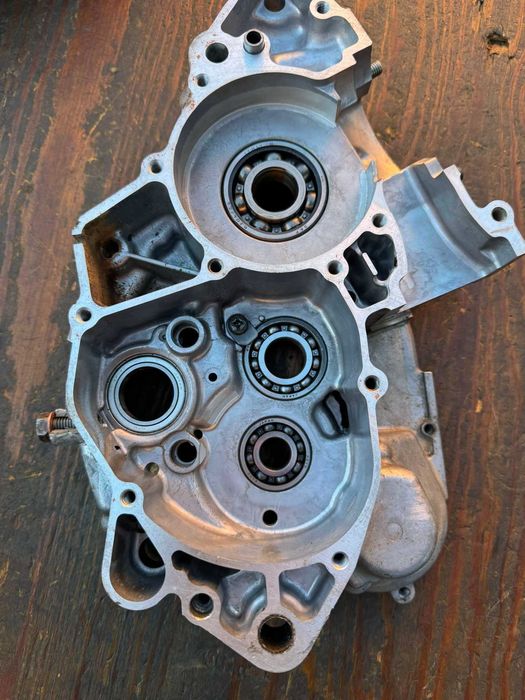 kartery karter komplet blok pokrywa lewy prawy suzuki rm 85 r 02-04