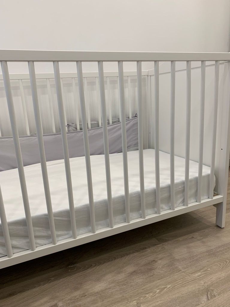 Colchão Berço 120cm x 60cm Zippy (compatível com berços IKEA)[novo]