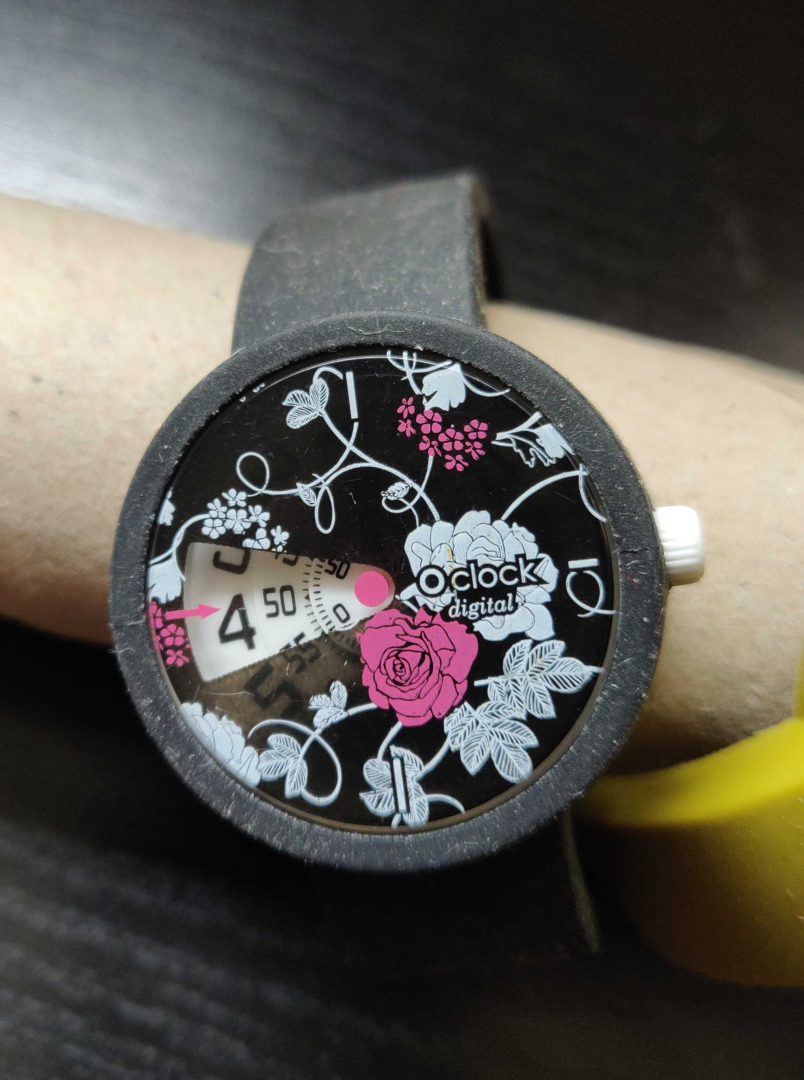 Relógio O'clock dogital, com desenho de rosas