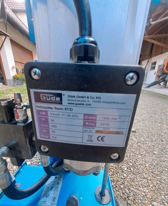 Rębak łuparka do drewna Gude 8 T