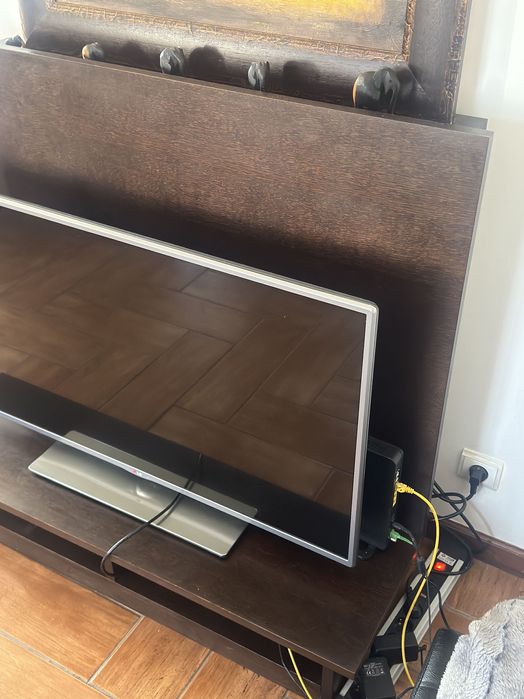 Móvel para tv semi-novo