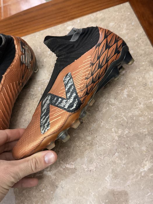 Chuteira new balance profissionais