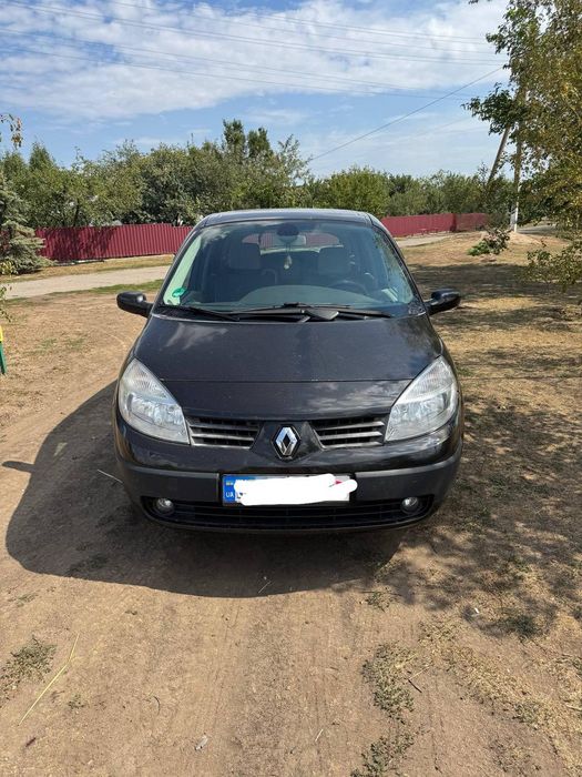 Продаж рено сценік2