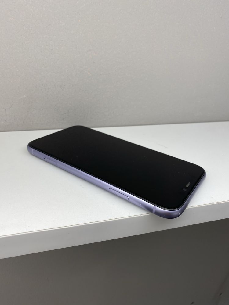 iPhone 11 Purple 98% bateria