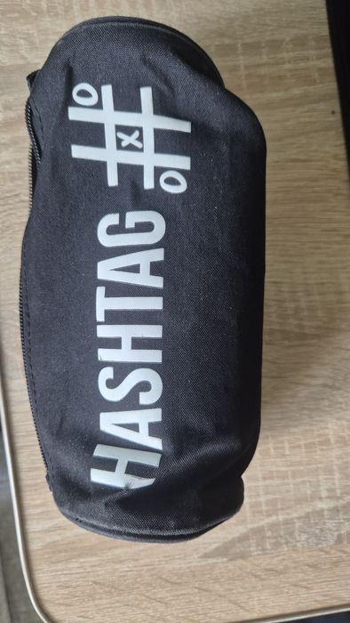 Piórnik Hashtag Loozz