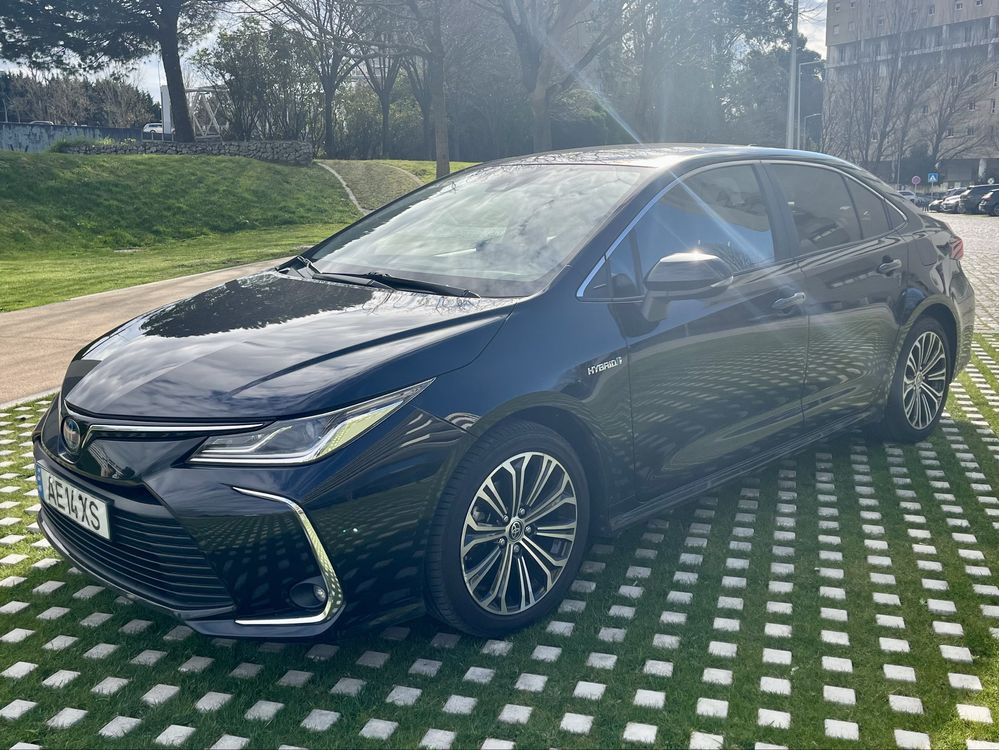 Toyota Corolla sedan 1.8 Hybrid Exclusive