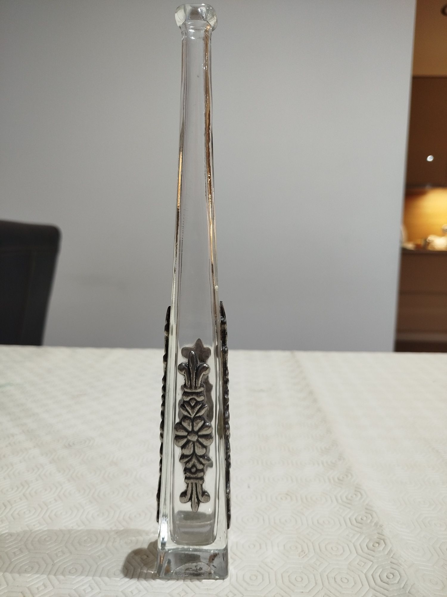 Solitário em vidro e estanho