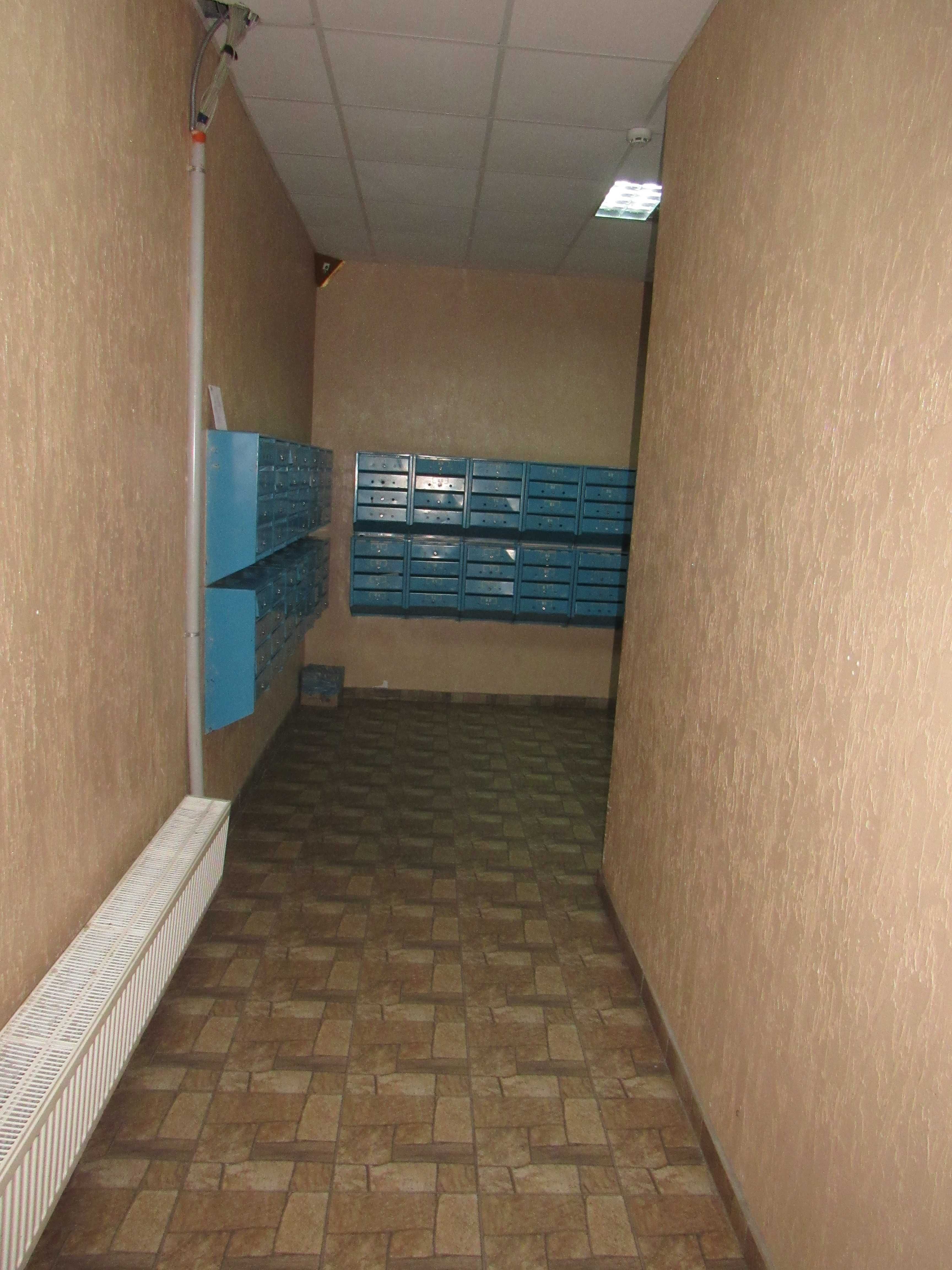 Продам 2к квартиру з ремонтом в новому будинку вул. Г.Дніпра + кладова