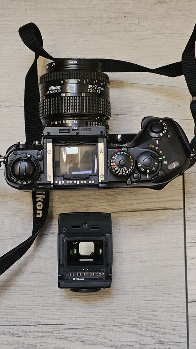 Nikon f4 plus obiektyw super stan