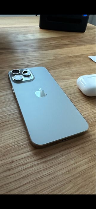 iPhone 15 Pro Max 512Gb - Titanio Natural