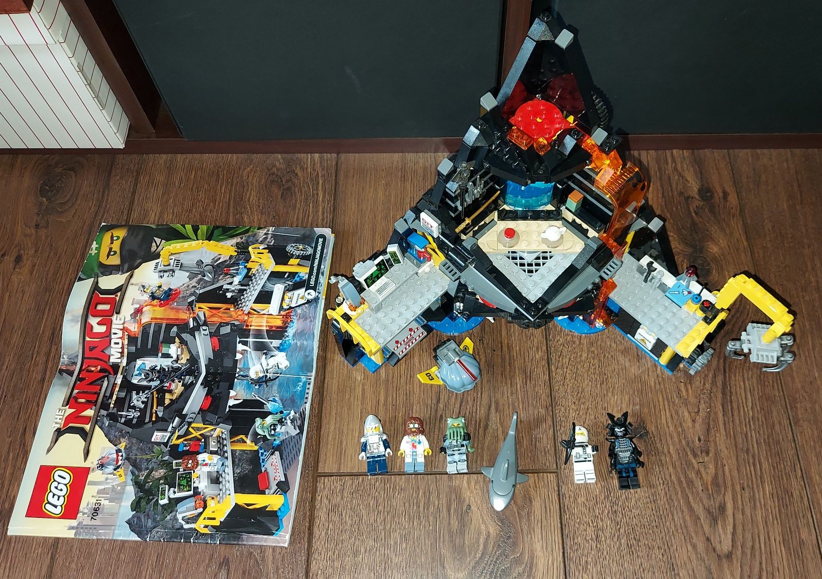 Lego ninjago 70631 wulkaniczna kryjówka Garmadona