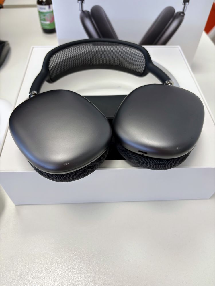 Навушники Apple AirPods Max Space Gray оригінал