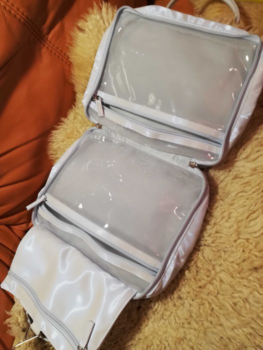 Kosmetyczka, kuferek, torebka elegancka duża SP