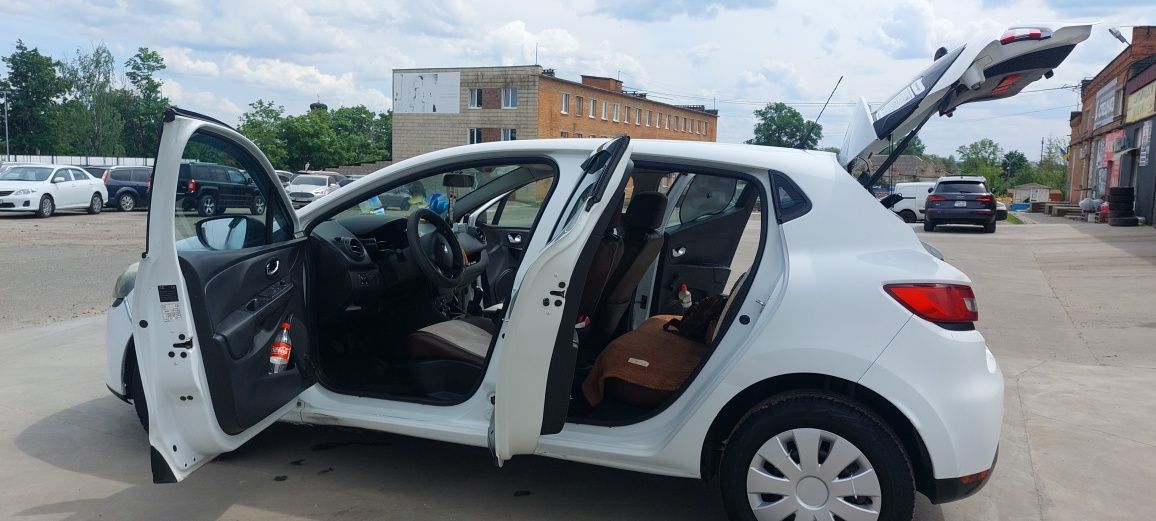 Продам власне економне авто РЕНО КЛІО 4