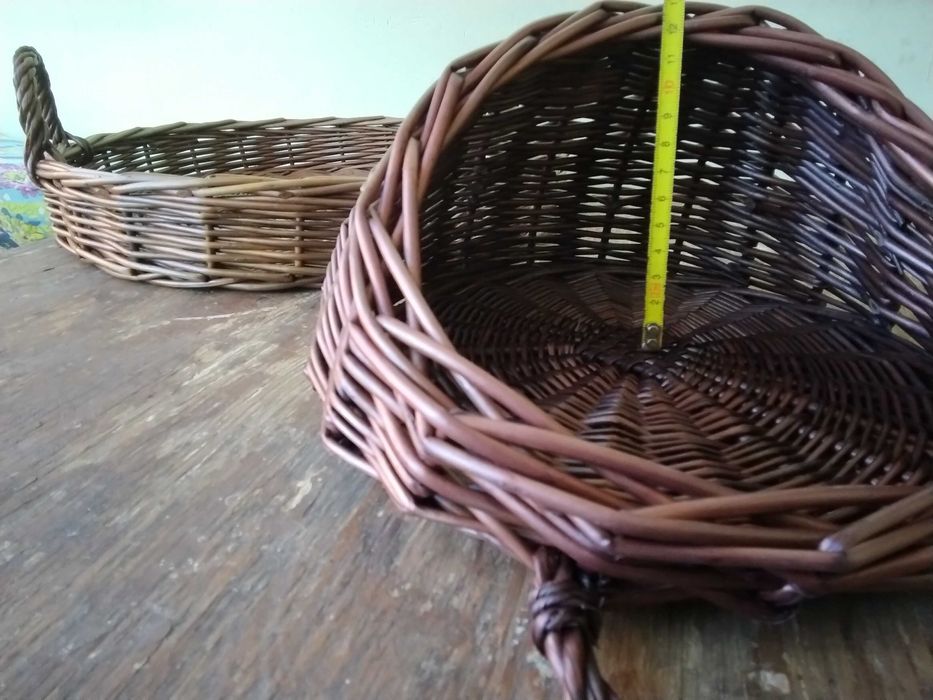 Кошик плетений з лози