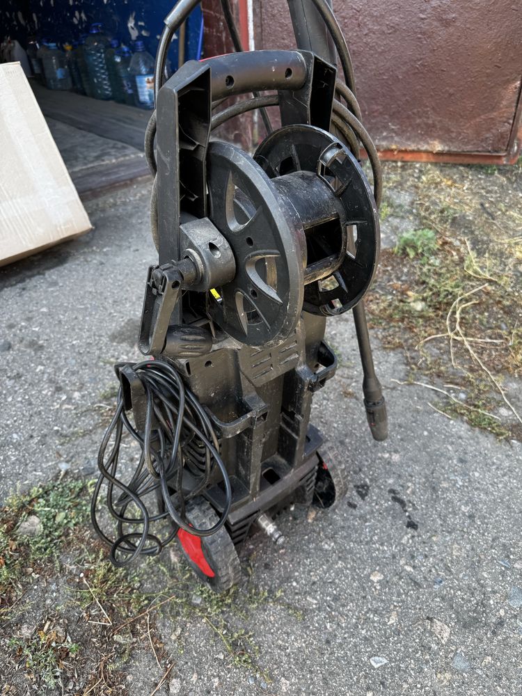 Мойка высокого давление BauMaster PW-9220BE 2000 Вт