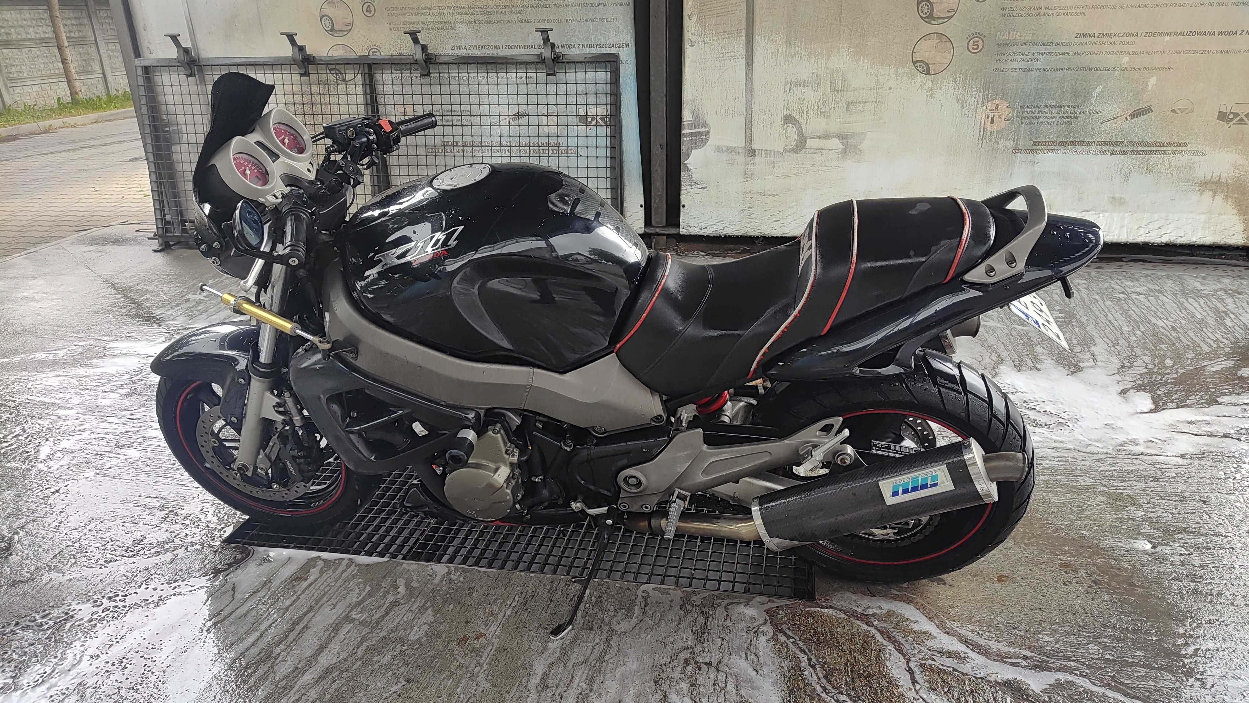 Honda X11 CB1100SF