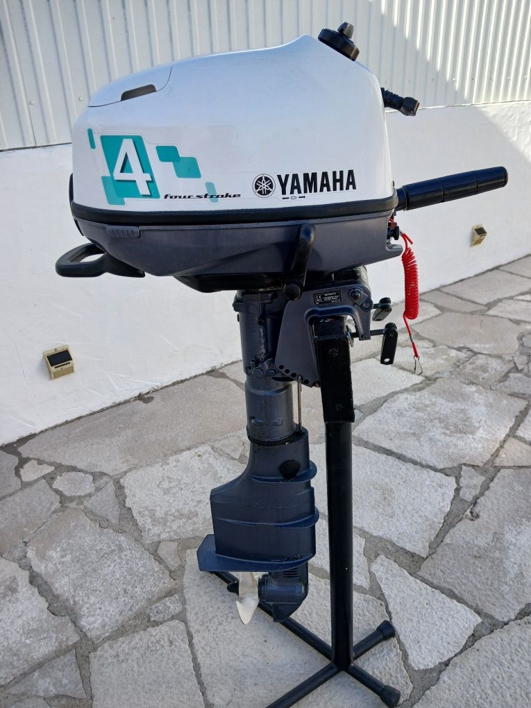 Motor fora bordo barco - Yamaha de 4 hp a 4 tempos