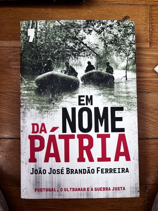 Em Nome da Pátria