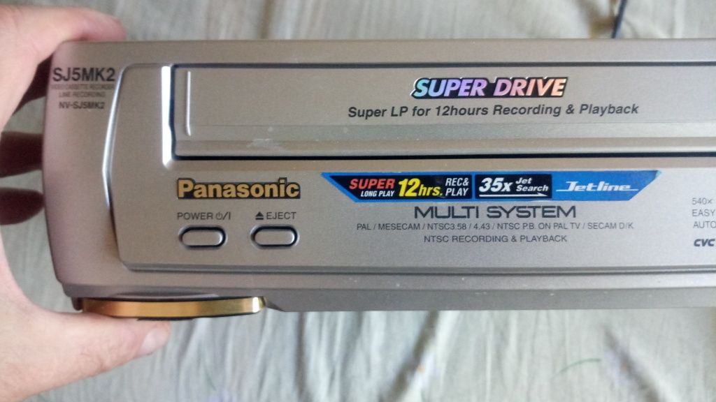 Видеокасетный магнитофон Panasonic VHS NV- SJ5MK2