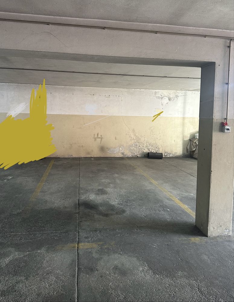 Lugar garagem 15 minutos aeroporto| automóvel grande|