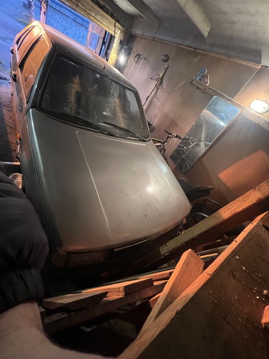 Продам машину Fiat Croma 1988