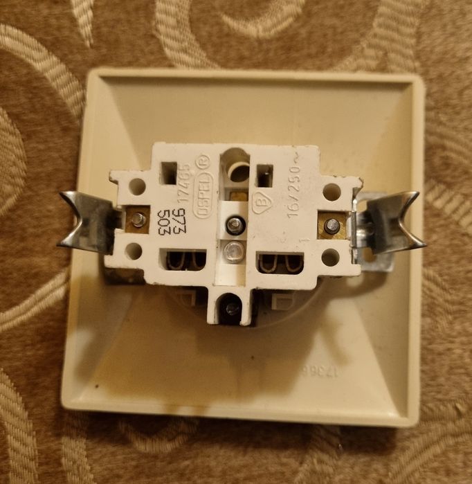 Gniazdko elektryczne