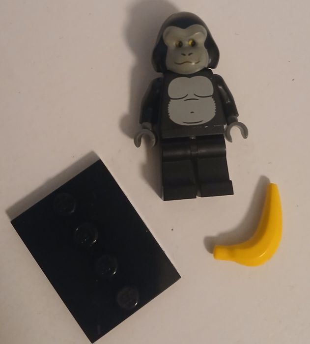 Lego minifigures seria 3 goryl minifigurka człowiek w kostiumie