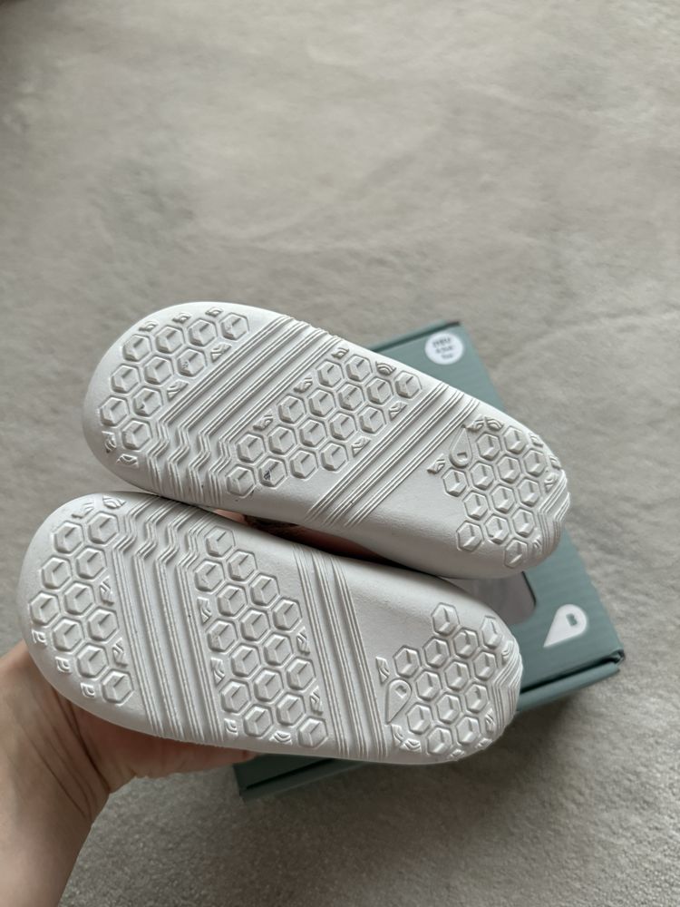 Nowe Buty Bobux rozmiar 21