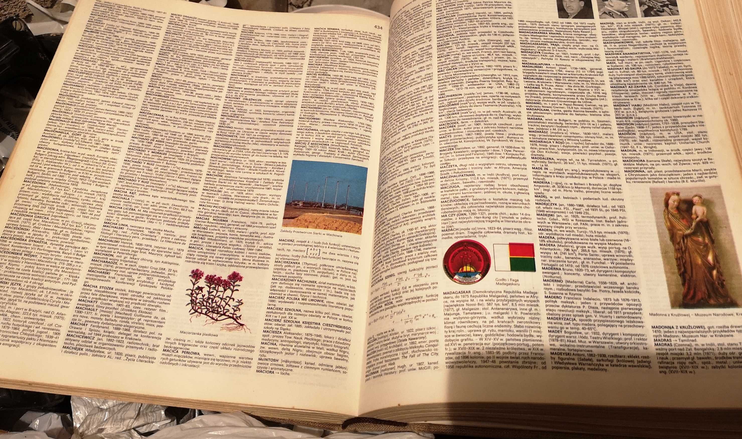 Encyklopedia popularna PWN 1986