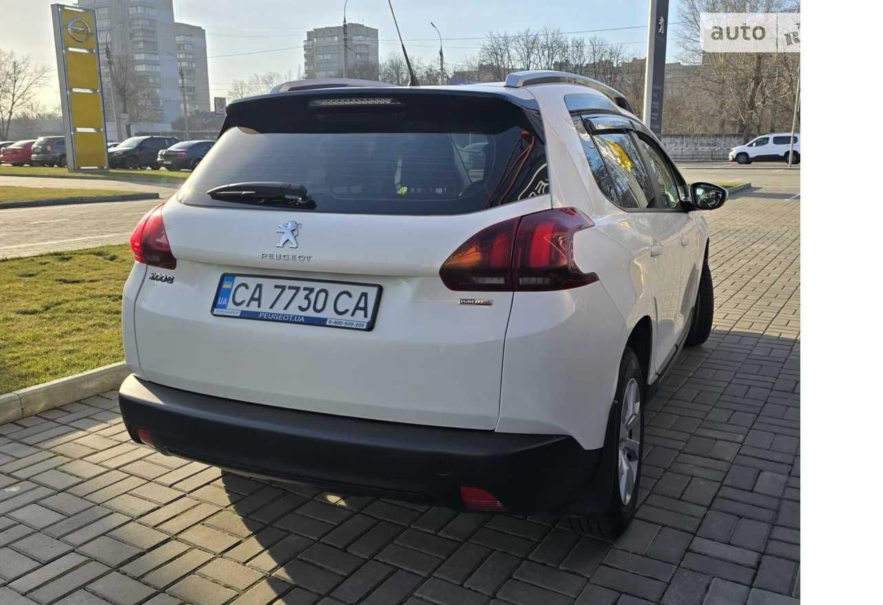 Peugeot 2008 2016 року